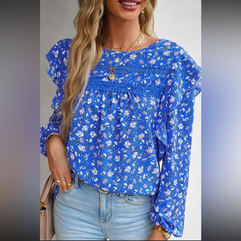 Lace Trim Angel Sleeve Floral Blouse, brand new, $12 Size small